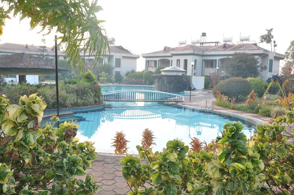 Aveda Blue Country Resort Panchgani Εξωτερικό φωτογραφία