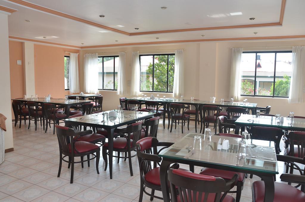 Aveda Blue Country Resort Panchgani Εξωτερικό φωτογραφία